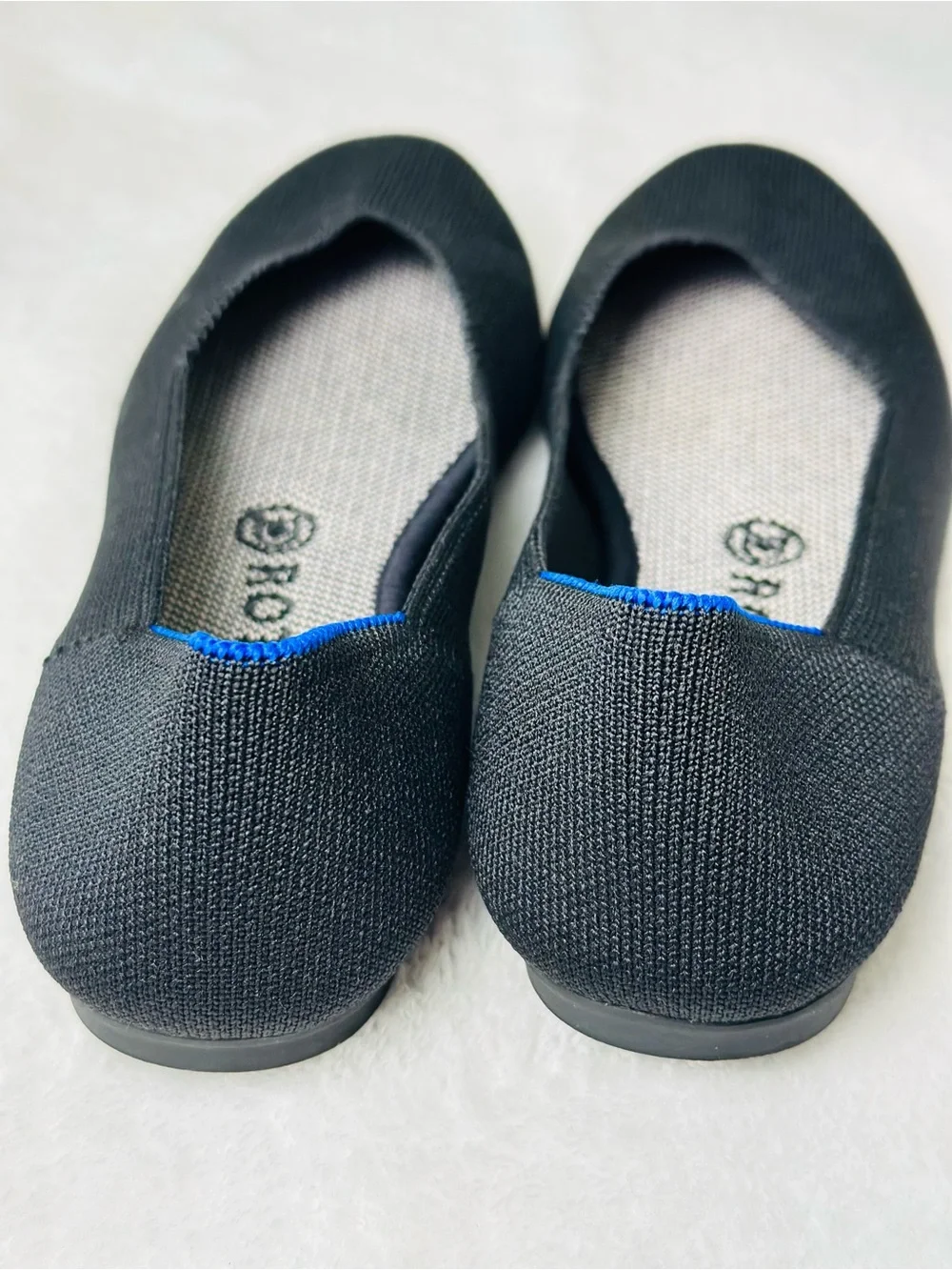 Rothy's Black The Flat Round Toe Knit Flats with Royal Blue Trim Size 7.5